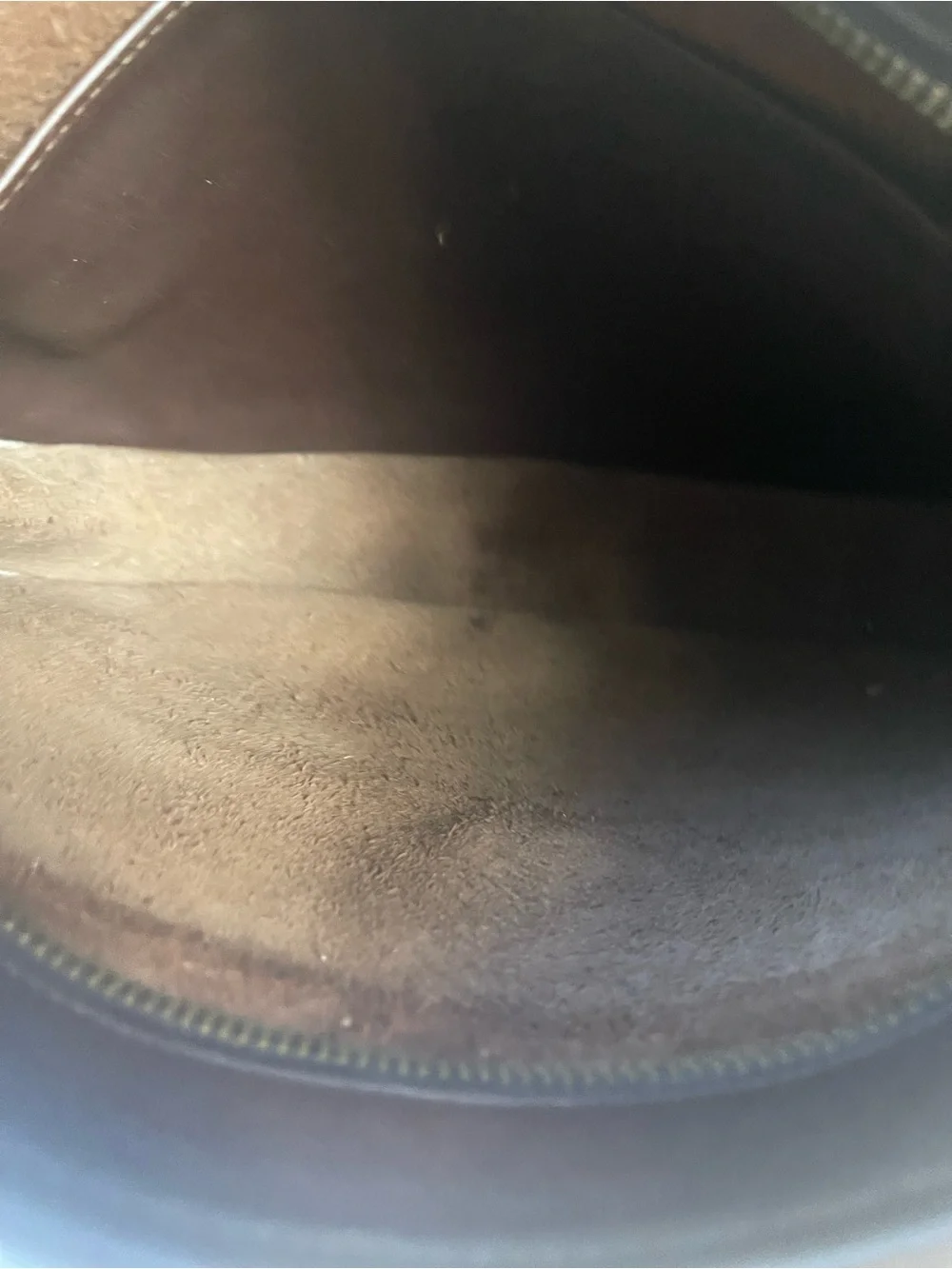Vintage Coach Taft 9980 Dark Brown Crossbody/shoulder bag .